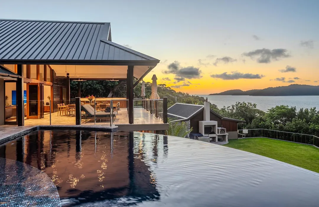 Papillon On Hamilton Island By Hiha-1
